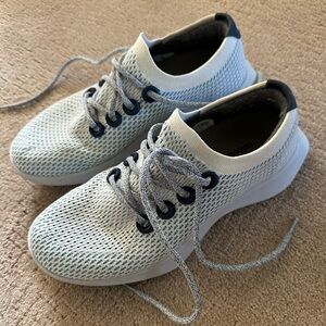 Allbirds Tree Dashers Womens size 10